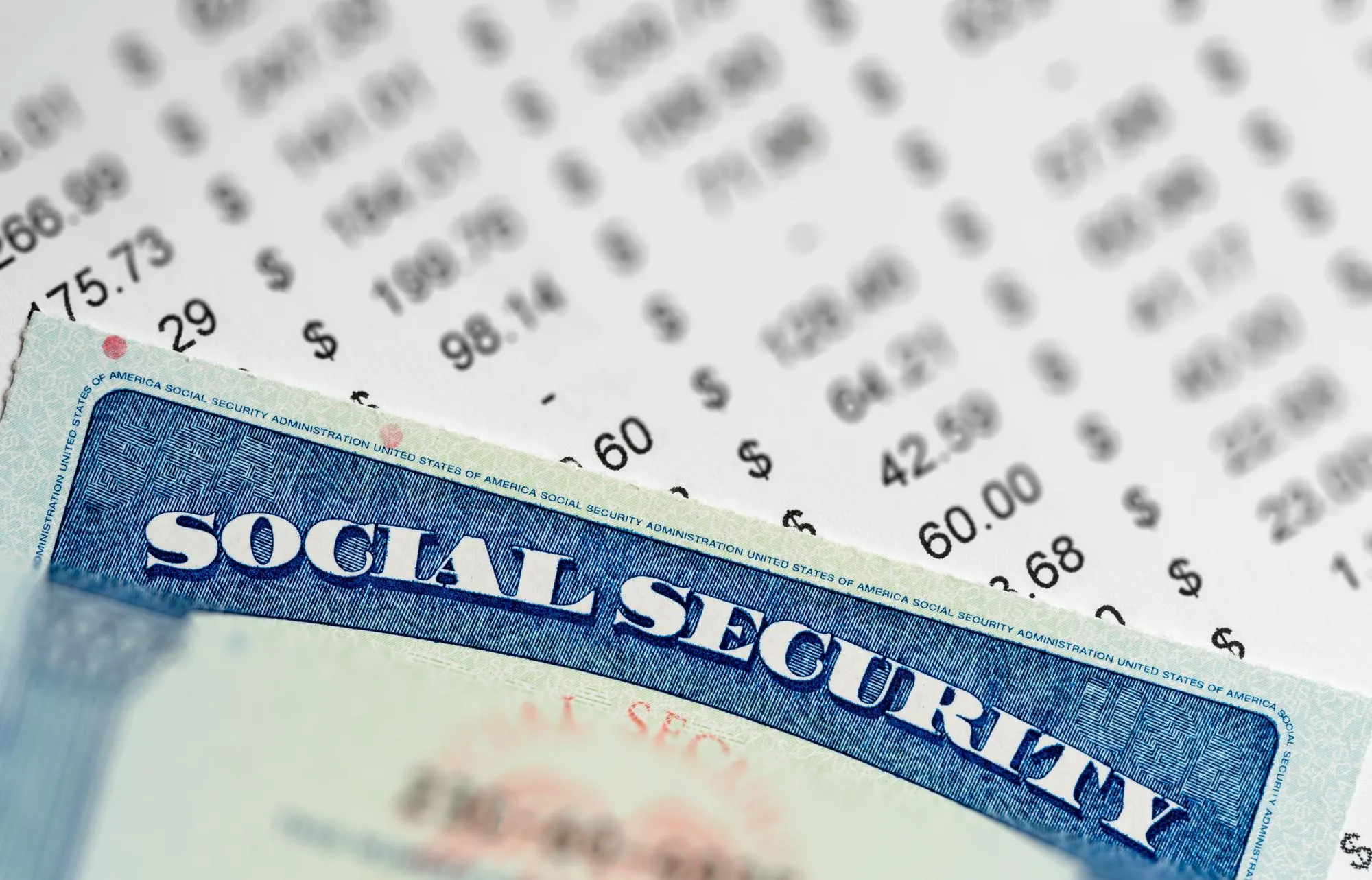 USA Social Security Card on calculations of income for retirement