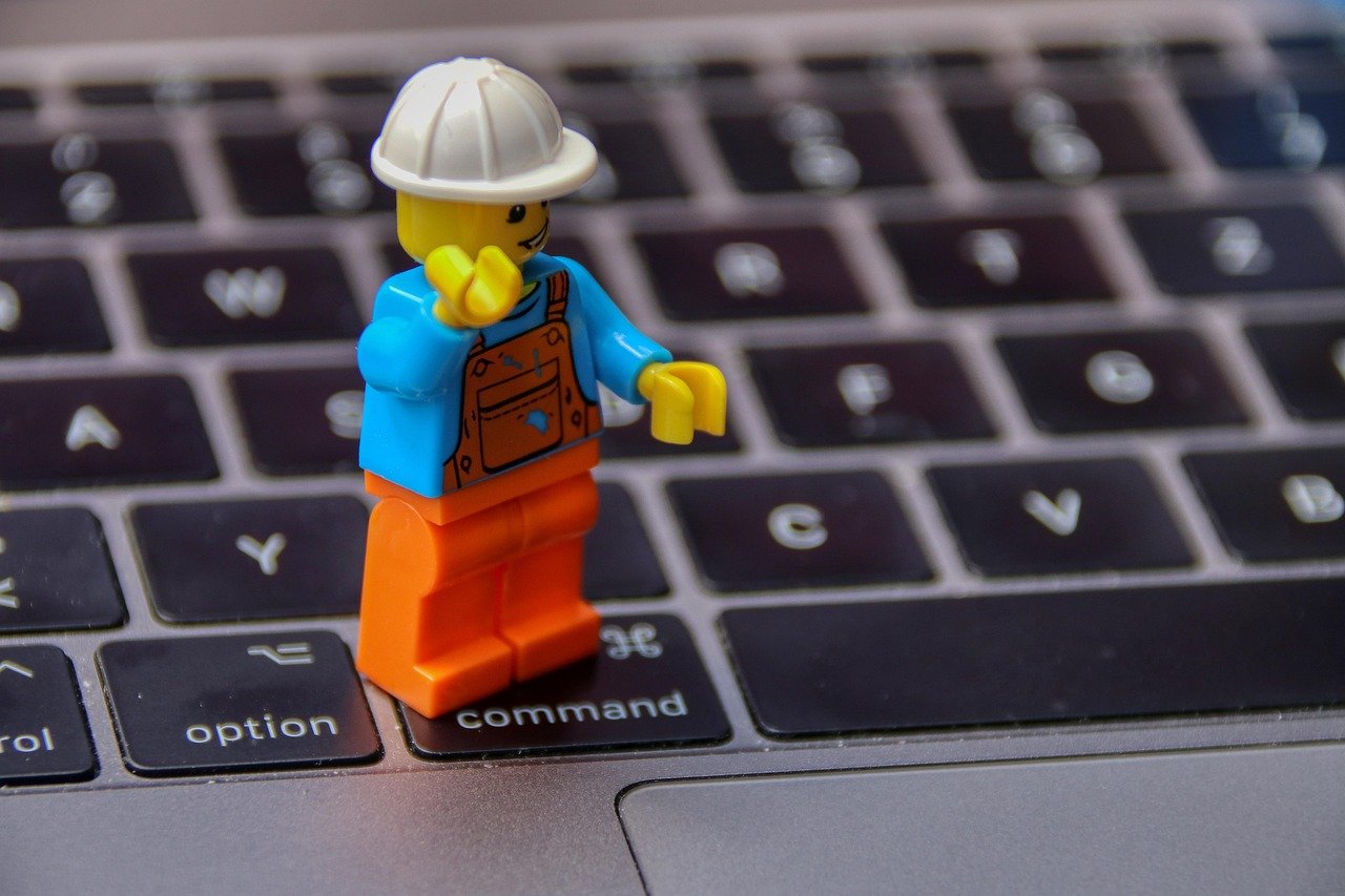 mac, computer, laptop, keyboard, notebook, apple, technology, macbook, future, workplace, construction worker